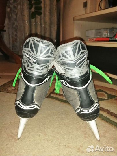 Коньки хоккейные