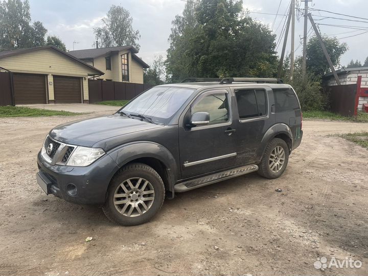 Nissan Pathfinder 3.0 AT, 2011, 181 000 км