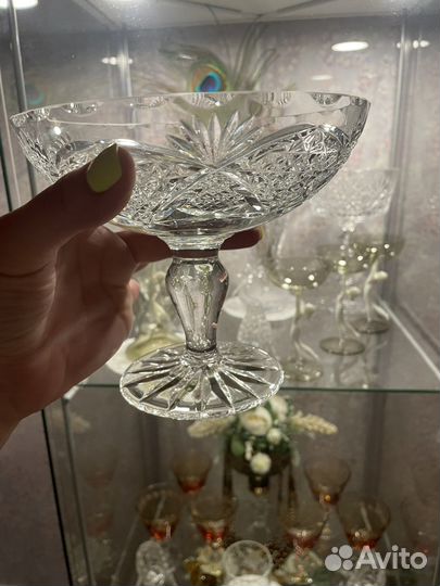 Ваза на ножке