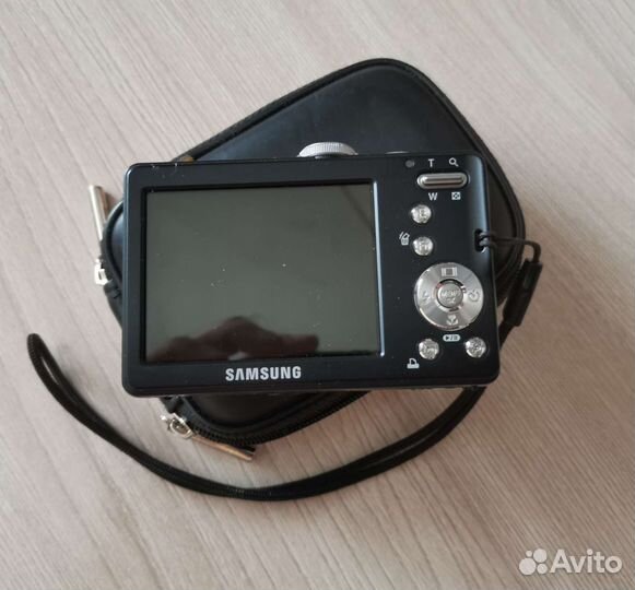 Компактный фотоаппарат