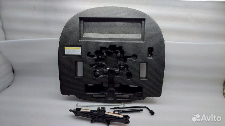 Наполнитель багажного отсека (ящик для