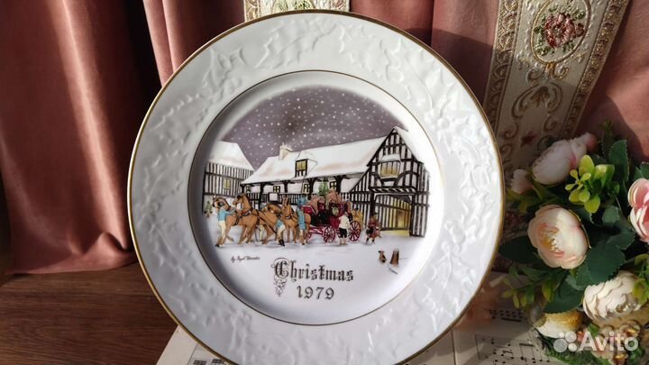 Royal Worcester тарелка Рождество 1979 год