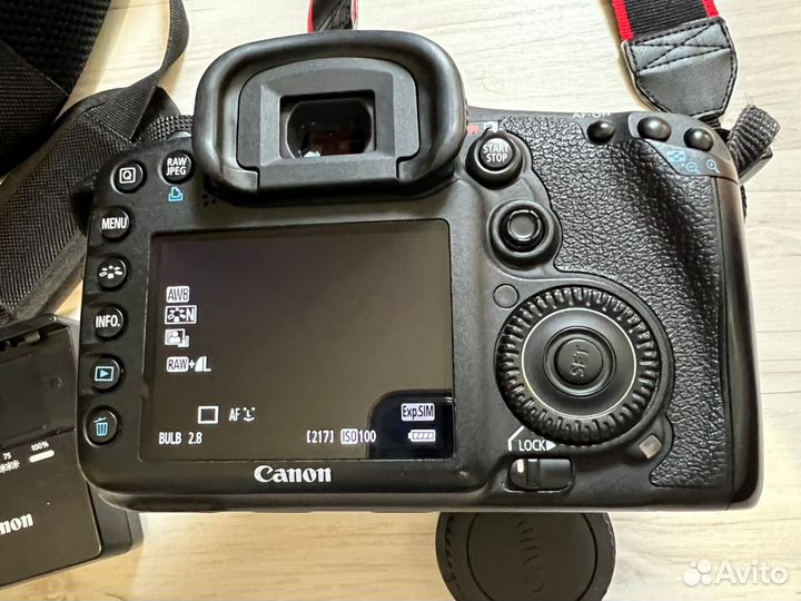 Камера Canon 7d, объектив 50 mm 1.4 USM