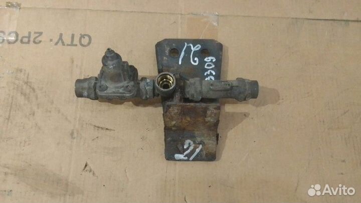 Перепускной клапан тормоза Man Tgl