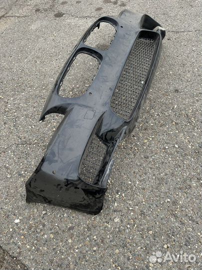 Передний М бампер бмв Ф10