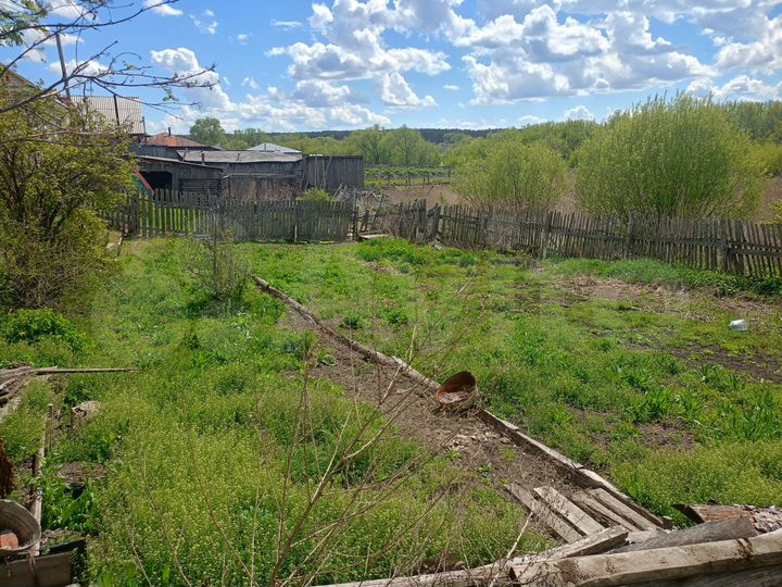 Дом 32 м² на участке 7 сот.