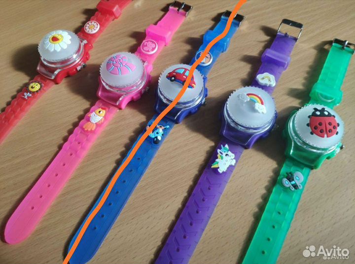 Детские часы новые