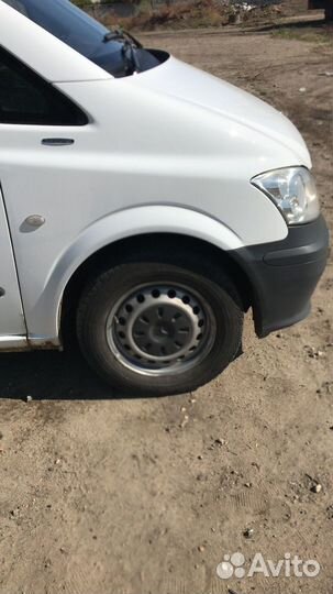 Пластиковые штатные крылья Mercedes Vito / Viano