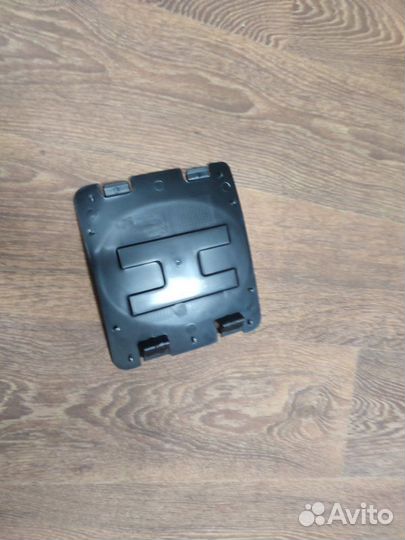 Лючок локера передний Bmw 320D F30 N47D20C 2012