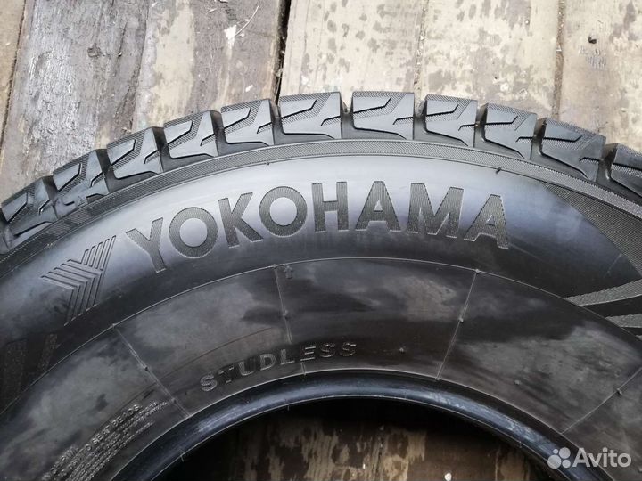 Yokohama Ice Guard G075 285/75 R16