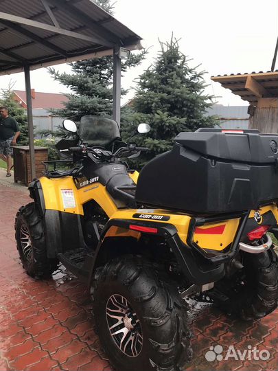 Can-am outlander 800