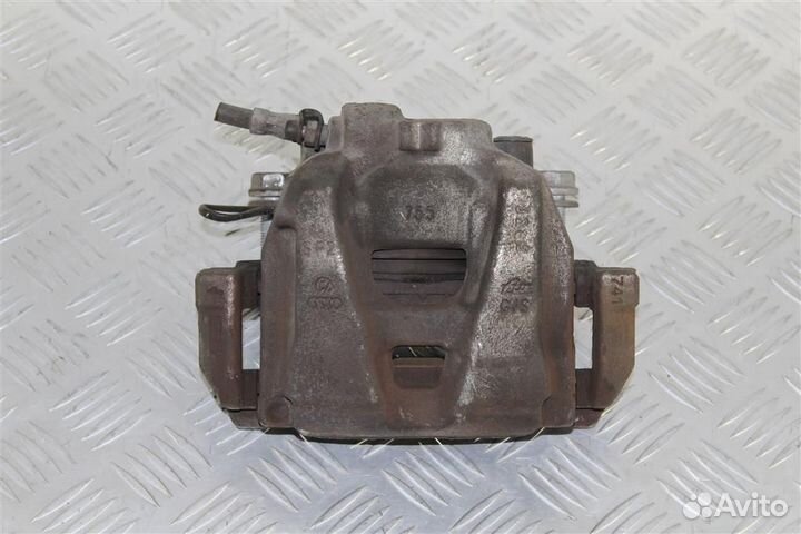 Суппорт тормозной передний левый Audi A4 B8