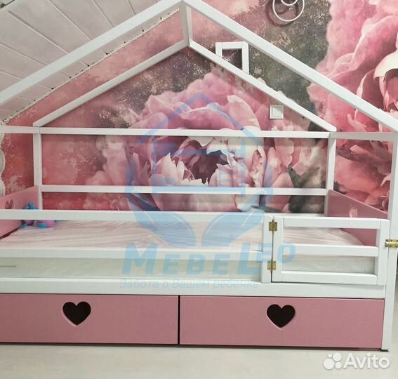 Кровать Домик