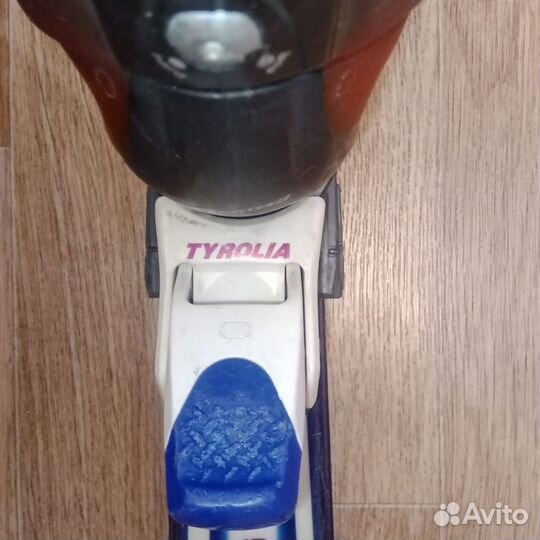 Продам горные лыжи с ботинками