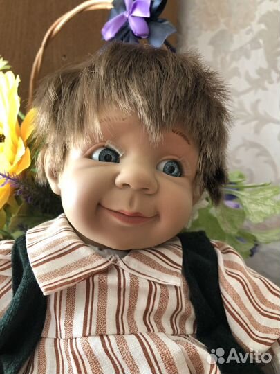 Кукла коллекционная falca