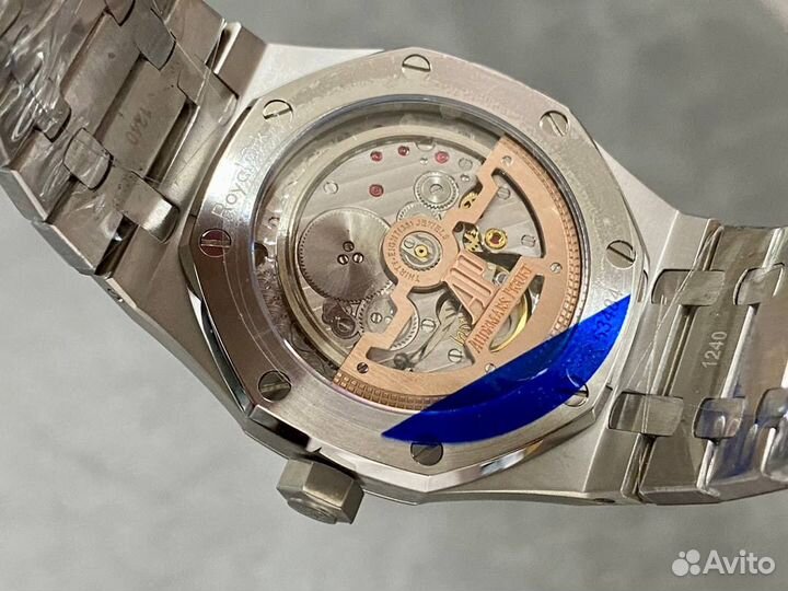 Часы Audemars Piguet Royal Oak Jumbo Extra-Thin