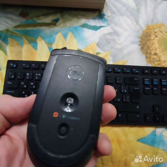 Беспроводная клавиатура и мышь dell