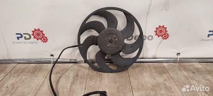 Вентилятор охлаждения радиатора Mercedes Viano W63