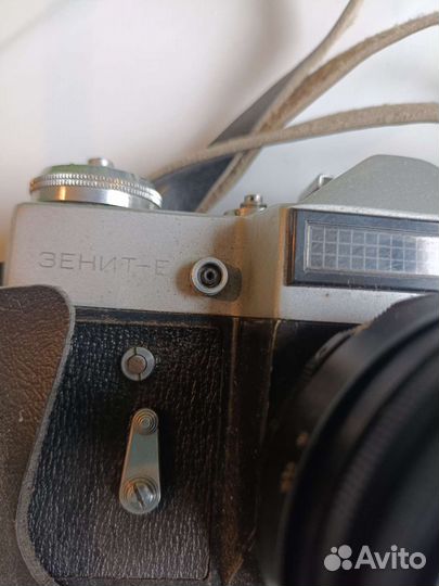 Пленочный фотоаппарат зенит