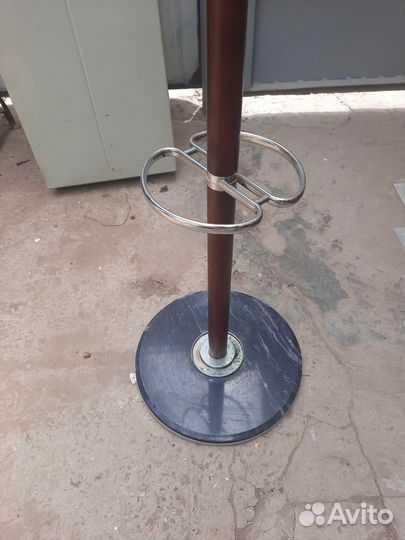 Вешалка напольная