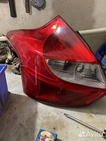 Фара задняя левая форд фокус 3 хетчбек