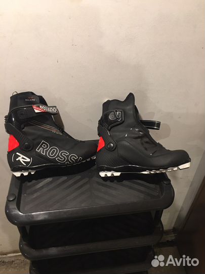 Лыжные ботинки коньковые rossignol