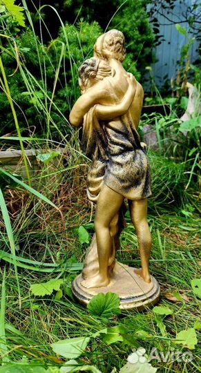 Фигура гипсовая Влюблённые 43см