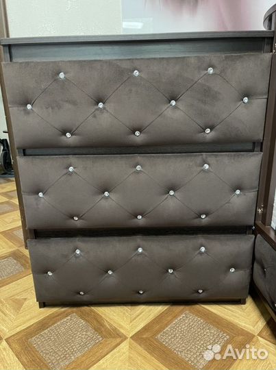 Кроватка и комод пеленальный + 2 матраса