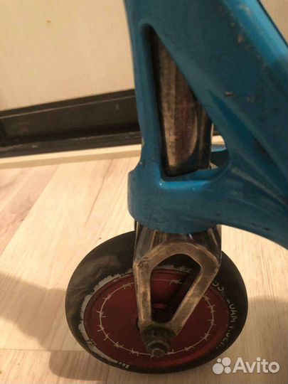 Трюковой самокат