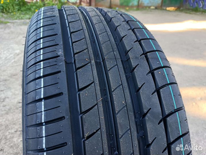 Triangle TH201 215/45 R16 90V