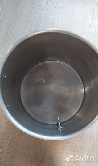 Кастрюля, бак из нержавейки 70 л