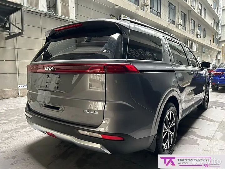 Kia Carnival 2.0 AT, 2022, 18 000 км