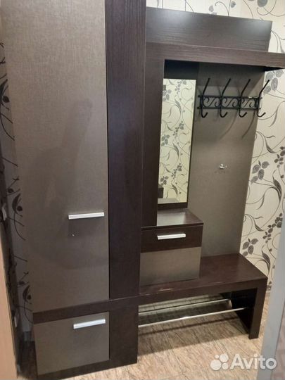 Прихожая со шкафом бу