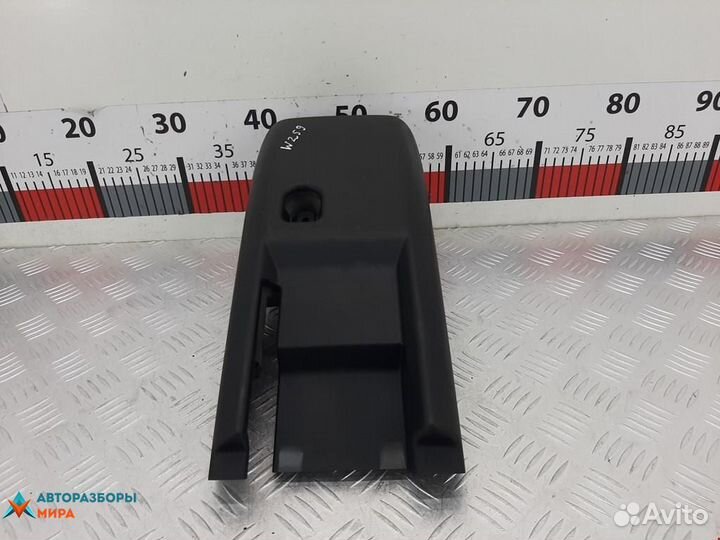 Кожух рулевой колонки Volkswagen Passat B6 2008