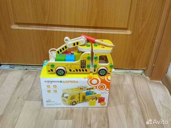 Игрушка - конструктор с отвёрткой деревянный