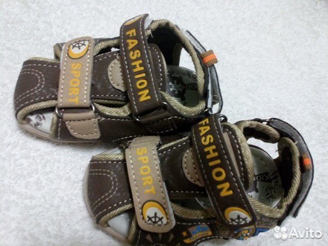 Новые сандали размер 20 (по стельке - 11,5 см)