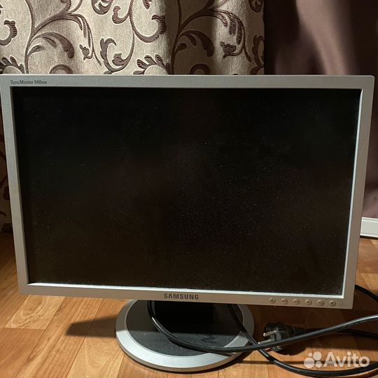 Монитор Samsung SyncMaster 940nw