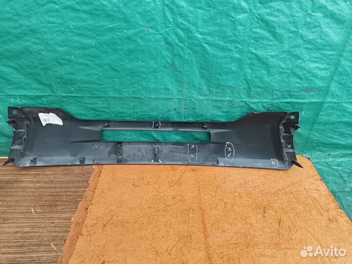 Накладка переднего бампера Outlander 2015-2018 г