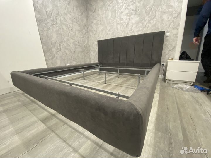 Кровать двухспальная