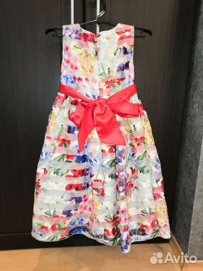 Платье нарядное