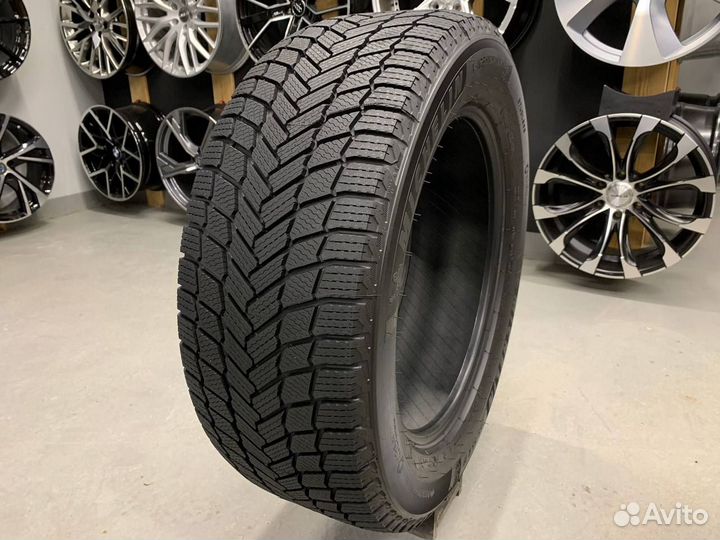 Michelin X-Ice Snow SUV 245/45 R18 100H