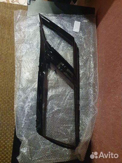 Стекло левой фары Шкода Октавия А7 (2017- 2020)