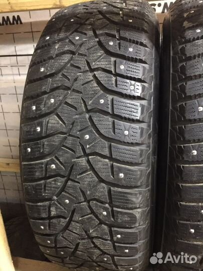 Bridgestone Blizzak Spike-02 SUV 265/60 R18 114T