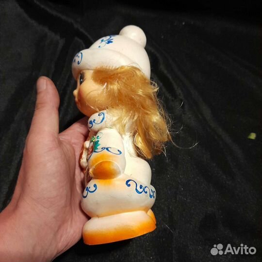 Редкая резиновая игрушка СССР Снегурочка с белкой