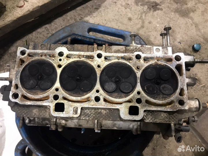 Головка блока цилиндров Лада 2112 21120 2001