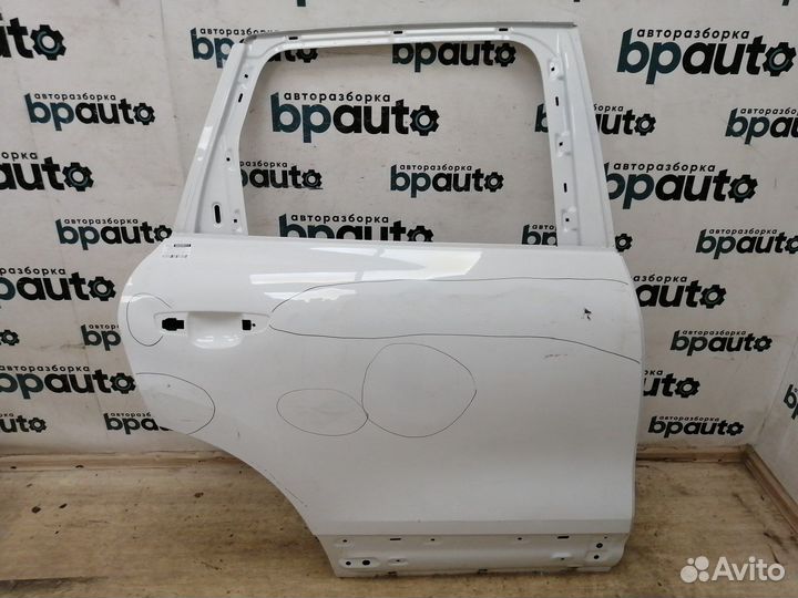Дверь задняя правая 7P0833056