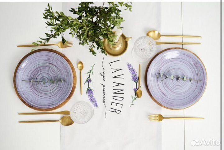 Дорожка на стол новая