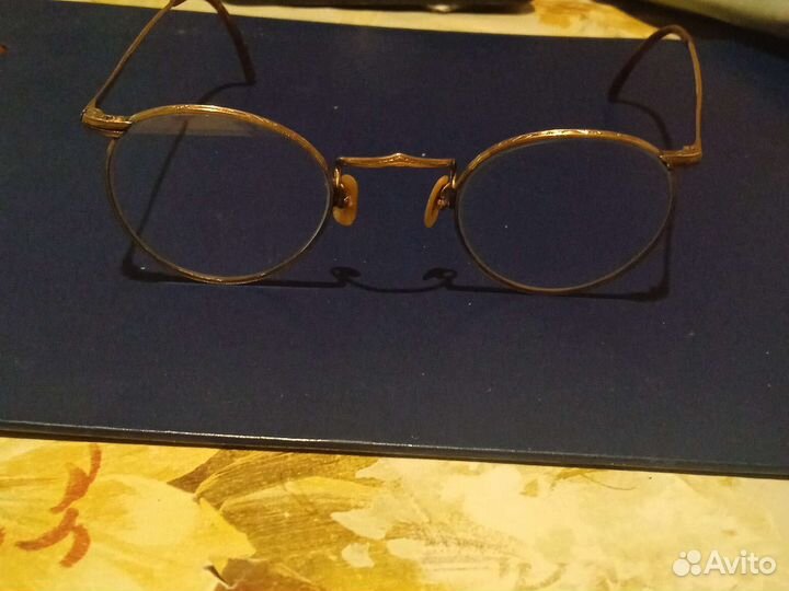 Очки старинные