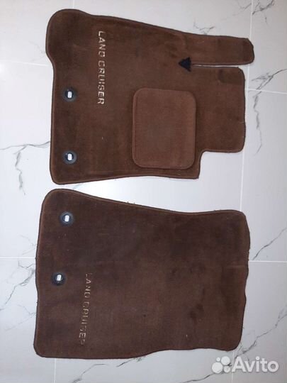 Комплект ковриков салона Toyota Land Cruiser J200