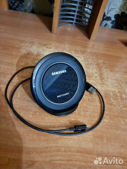 Беспроводная зарядка samsung